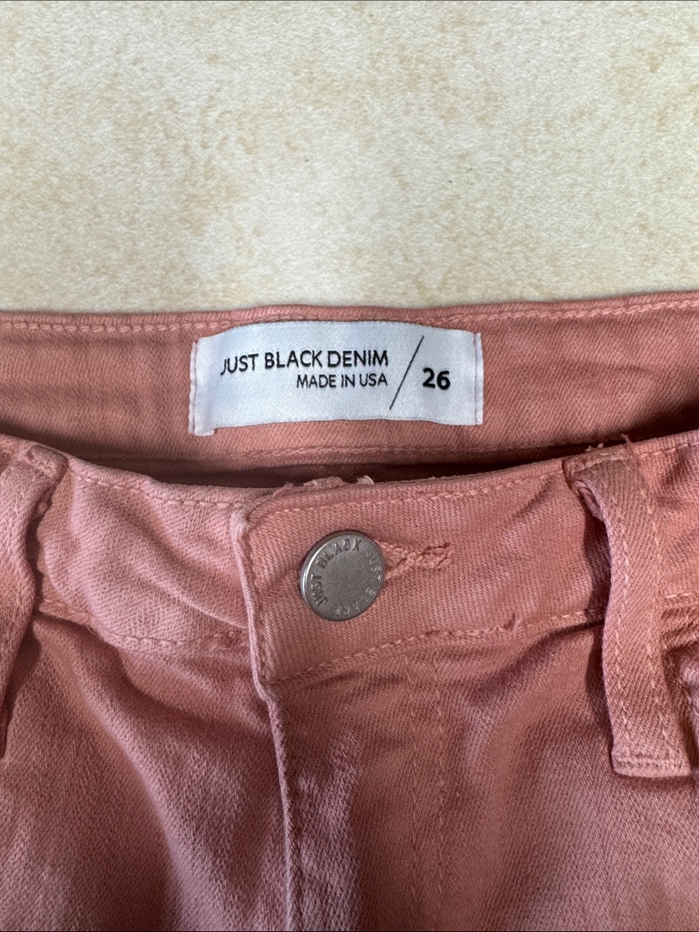 Just Black Denim shorts w/raw hem, 26 - Picture 2 of 5